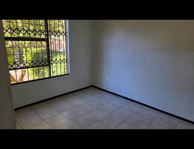 2 BEDROOM TOWNHOUSE FOR SALE IN GEORGINIA